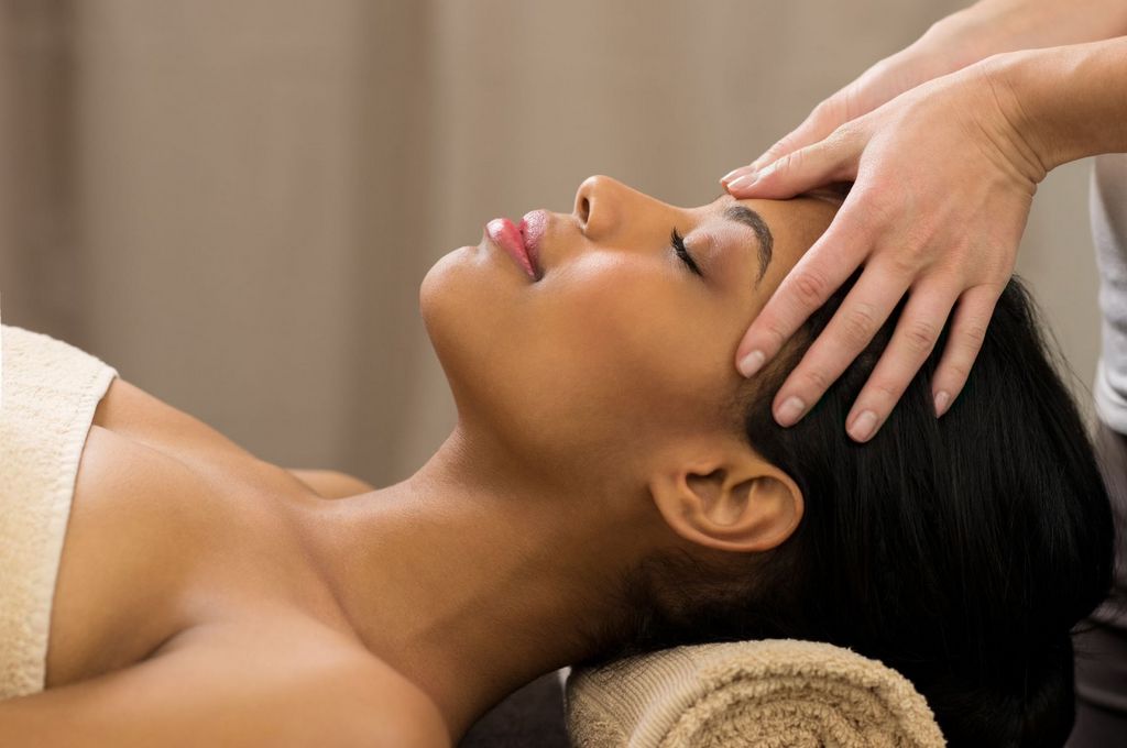 Can a Scalp Massage Aid Your Hair Grow?